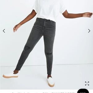 Curvy High-Rise Skinny Jeans in Black Sea size 28